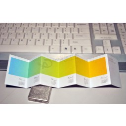 أربعة ألوان طباعة أوفست مطوية نشرة تقويم الطباعة