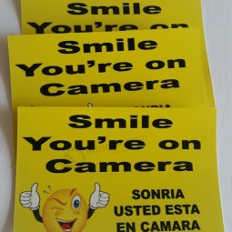 الأصفر ابتسامة وجه عاكس ملصقات صائق الطباعة الرقمية لل علامات بالجملة